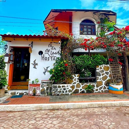 Casa Del Lago Lodging House Puerto Ayora  Dış mekan fotoğraf