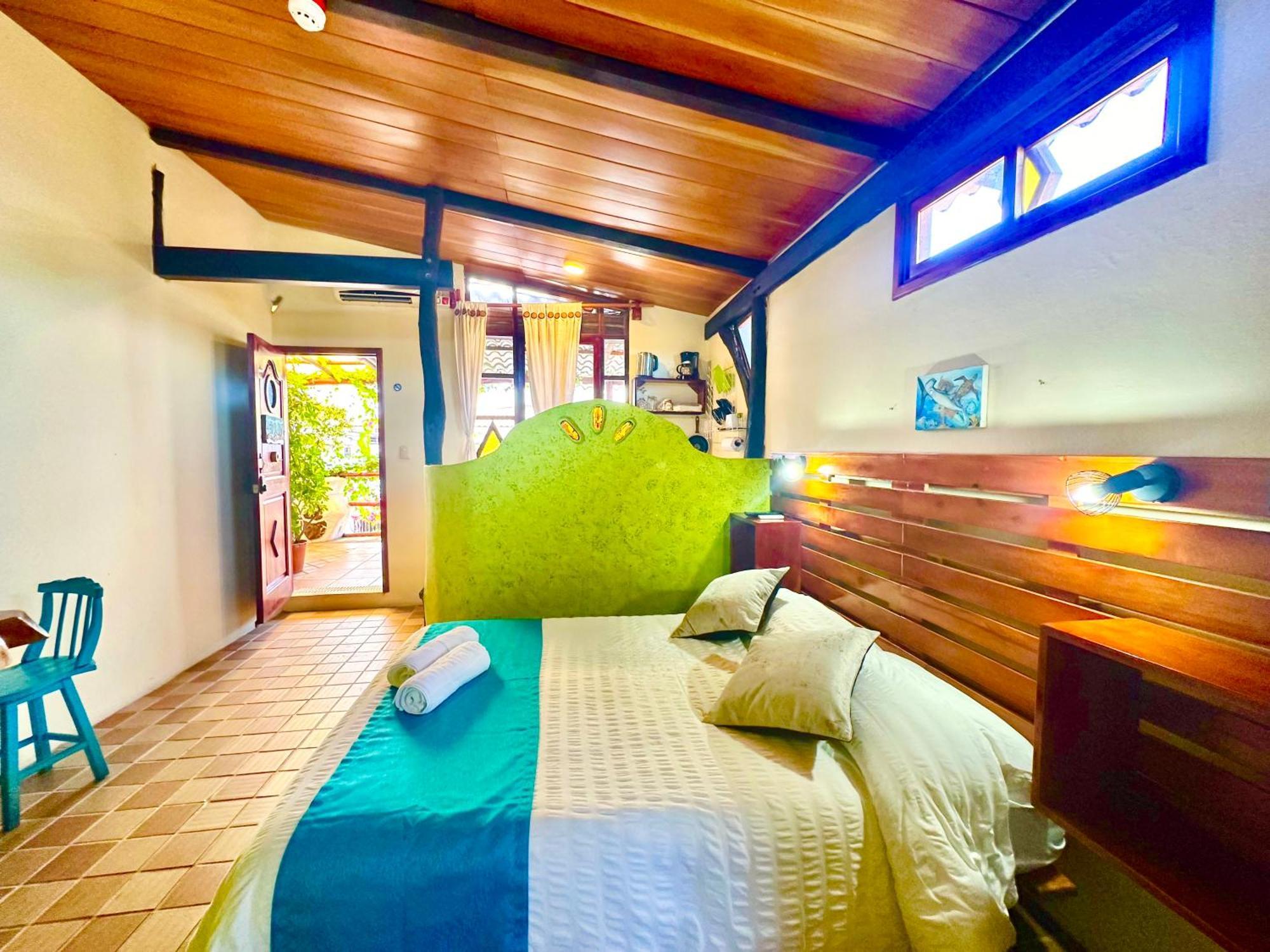 Casa Del Lago Lodging House Puerto Ayora  Dış mekan fotoğraf