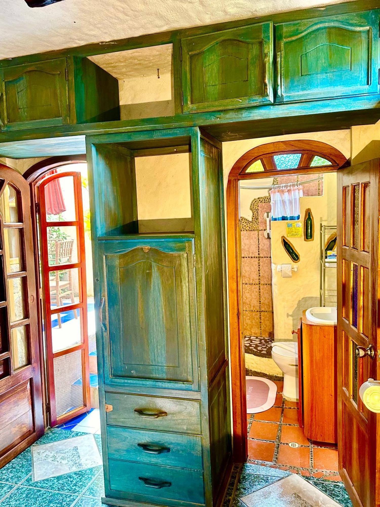 Casa Del Lago Lodging House Puerto Ayora  Dış mekan fotoğraf