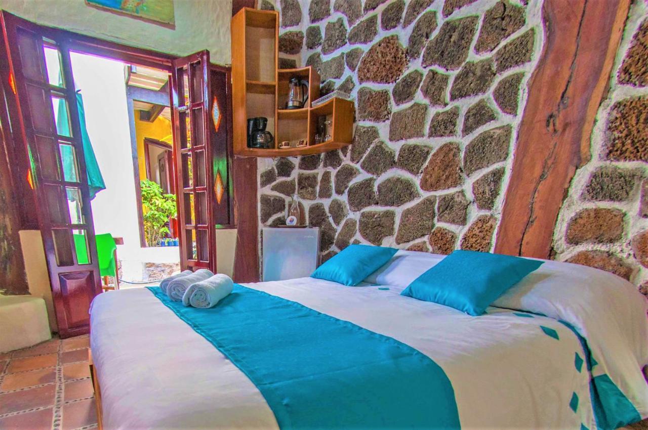 Casa Del Lago Lodging House Puerto Ayora  Dış mekan fotoğraf