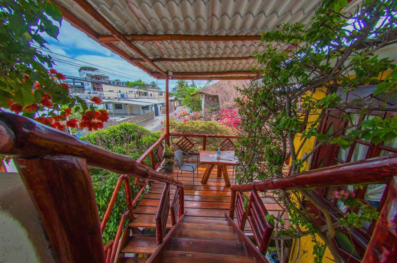 Casa Del Lago Lodging House Puerto Ayora  Dış mekan fotoğraf