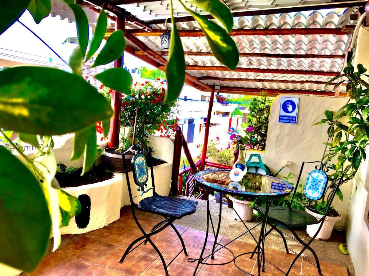 Casa Del Lago Lodging House Puerto Ayora  Dış mekan fotoğraf